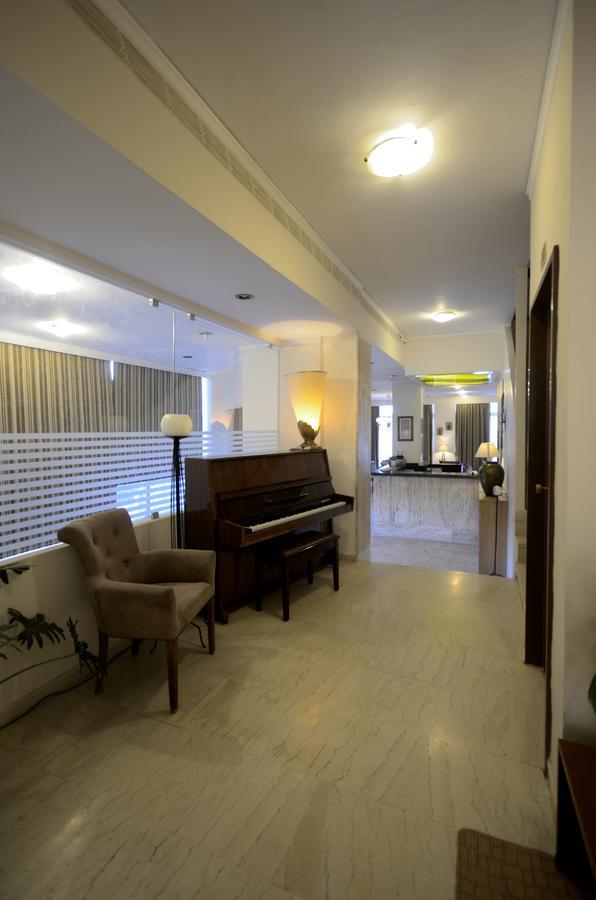 Messini Hotel Exterior foto